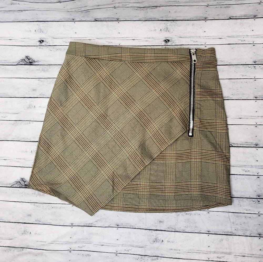 Forever 21 Plaid Mini Skirt NWT